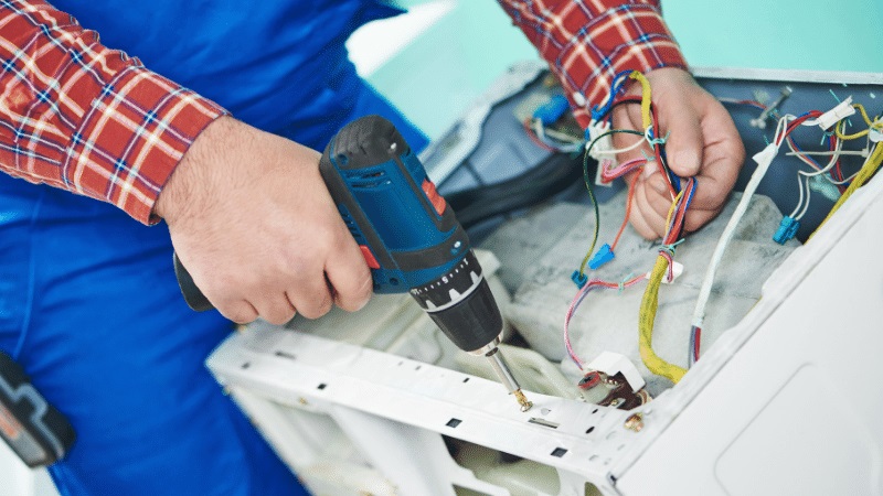 Şehzadeler Çetintaş Çetintaş çamaşır makinesi kart tamiri – Su almama arızası orijinal parça ile giderildi. - Teknik servis örneği